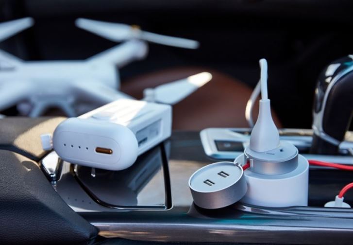 1516628892_xiaomi-car-inverter-f.jpg 1516628892_xiaomi-car-inverter-f.jpg